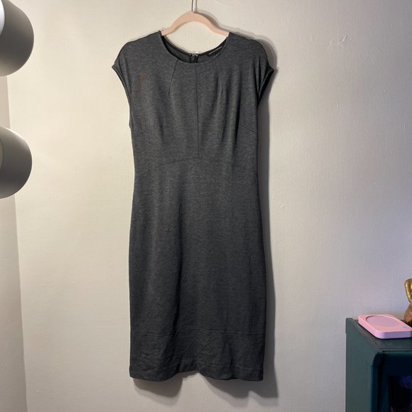 🔥 Banana Republic | Gray Ponte Knit Cap Sleeve Sheath Dress 10 - Picture 5 of 9